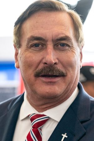 my-pillow-ceo-mike-lindell-1-6363955-1682011513939.jpg
